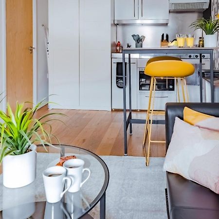 Classic Studio Apartment Кеймбридж Екстериор снимка